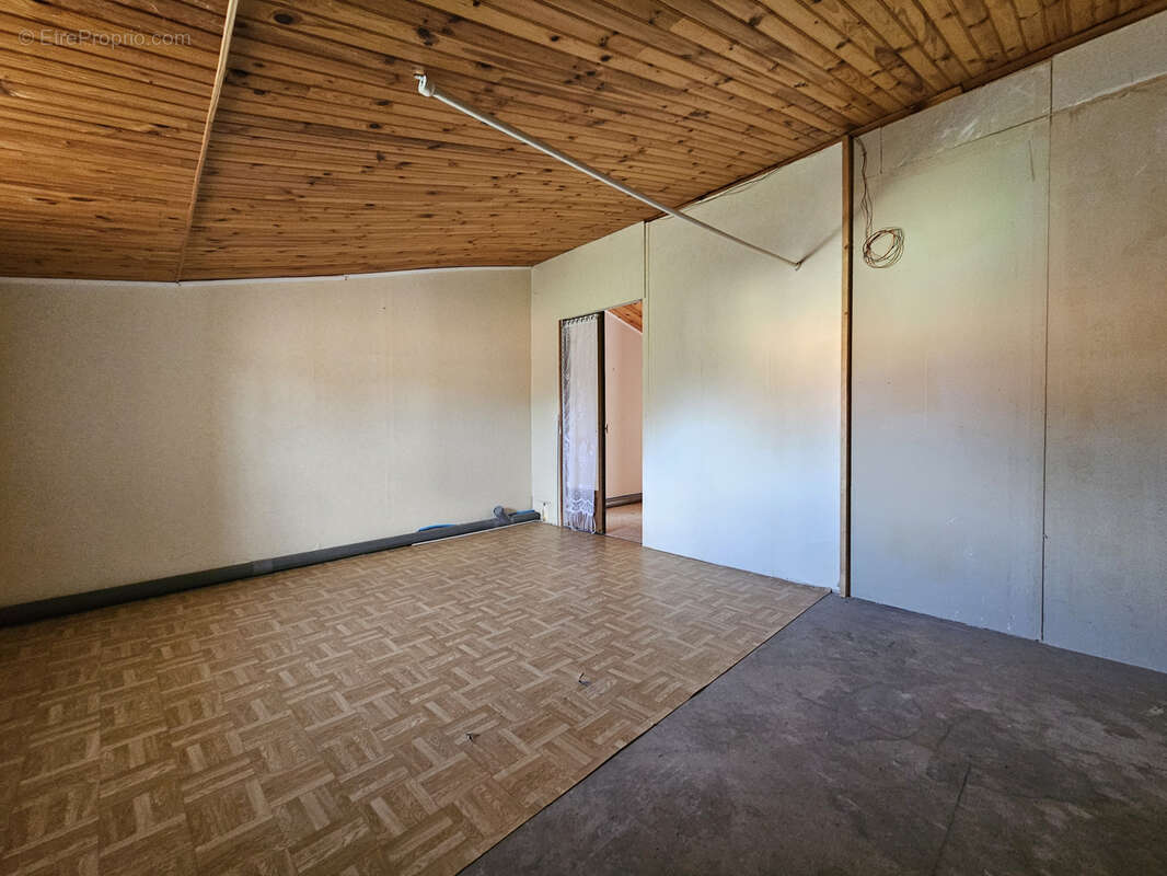 Maison à SAINT-MICHEL-EN-L'HERM