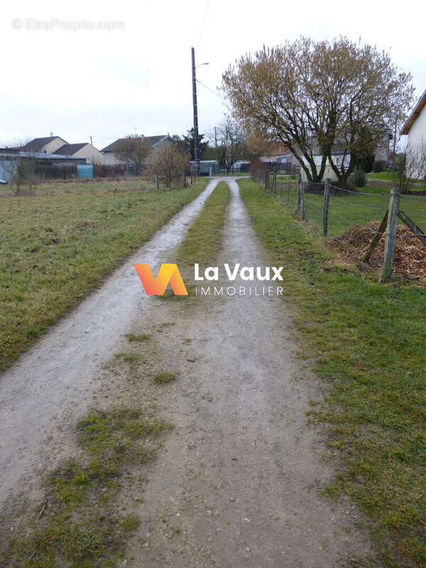 Terrain à VRONCOURT