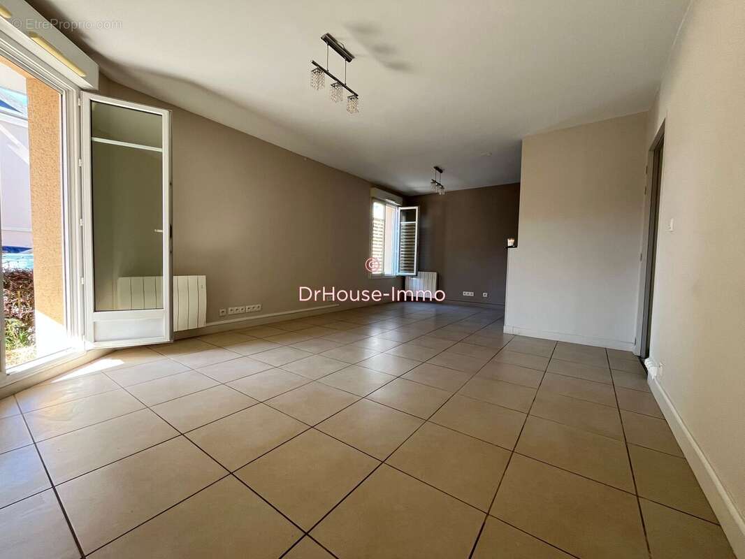 Appartement à DOUVRES-LA-DELIVRANDE