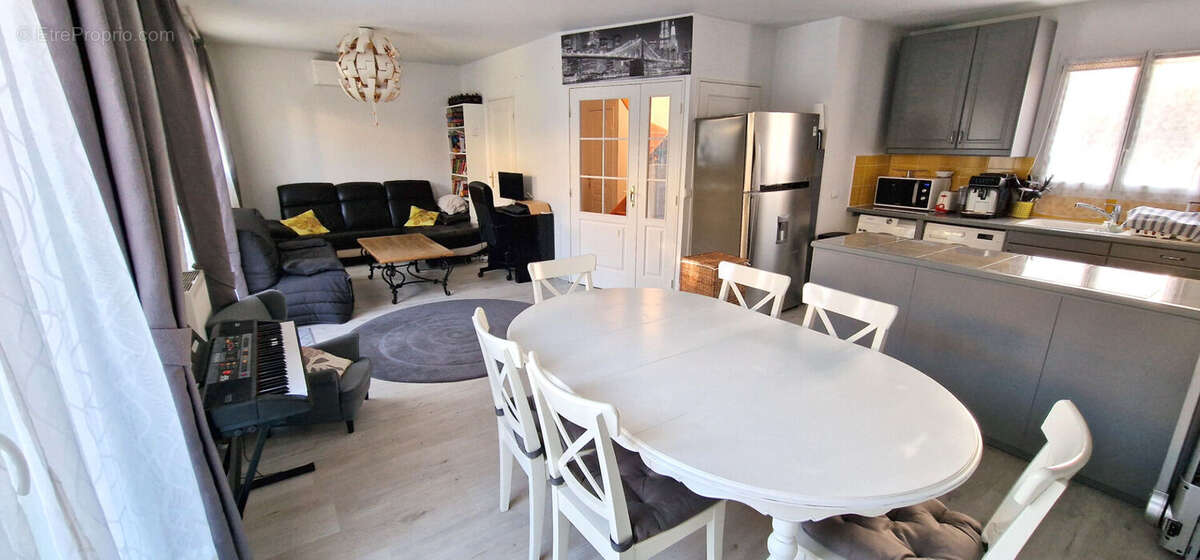 Maison à L&#039;HAY-LES-ROSES