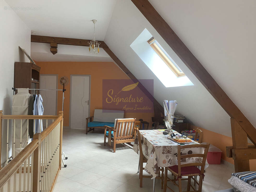 Maison Ruaudin - pièce de vie 70 m2 - 5 chambres - photo 12