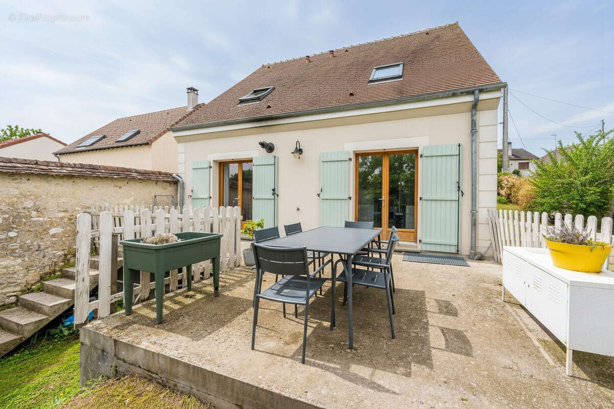 Maison à THOMERY