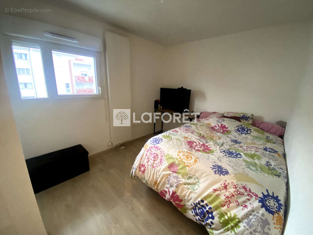 Appartement à LES MUREAUX