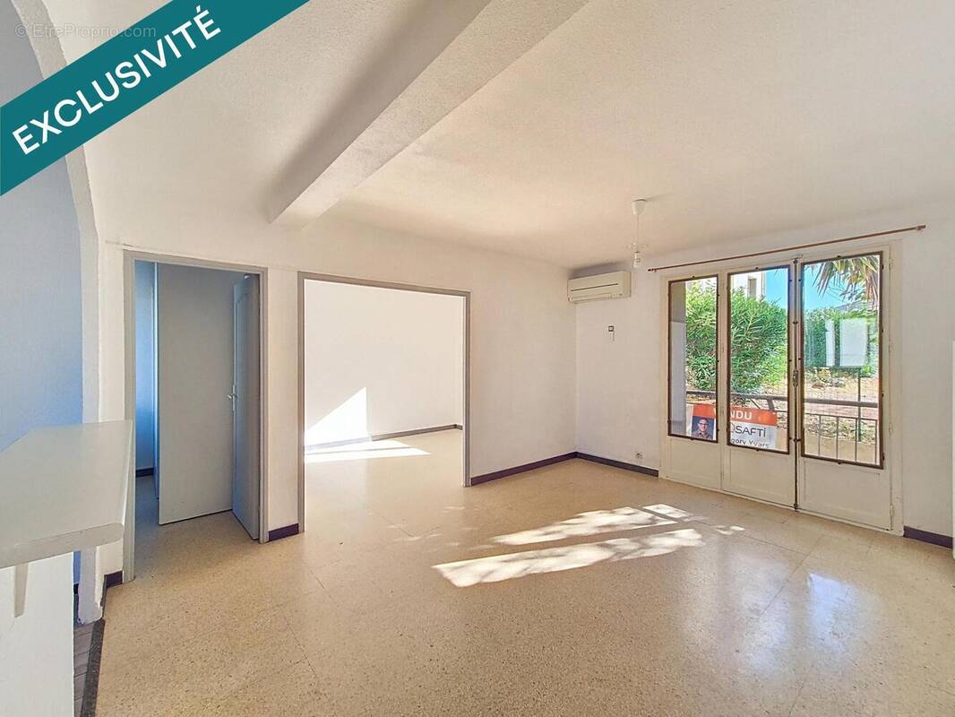 Photo 1 - Appartement à LE LUC