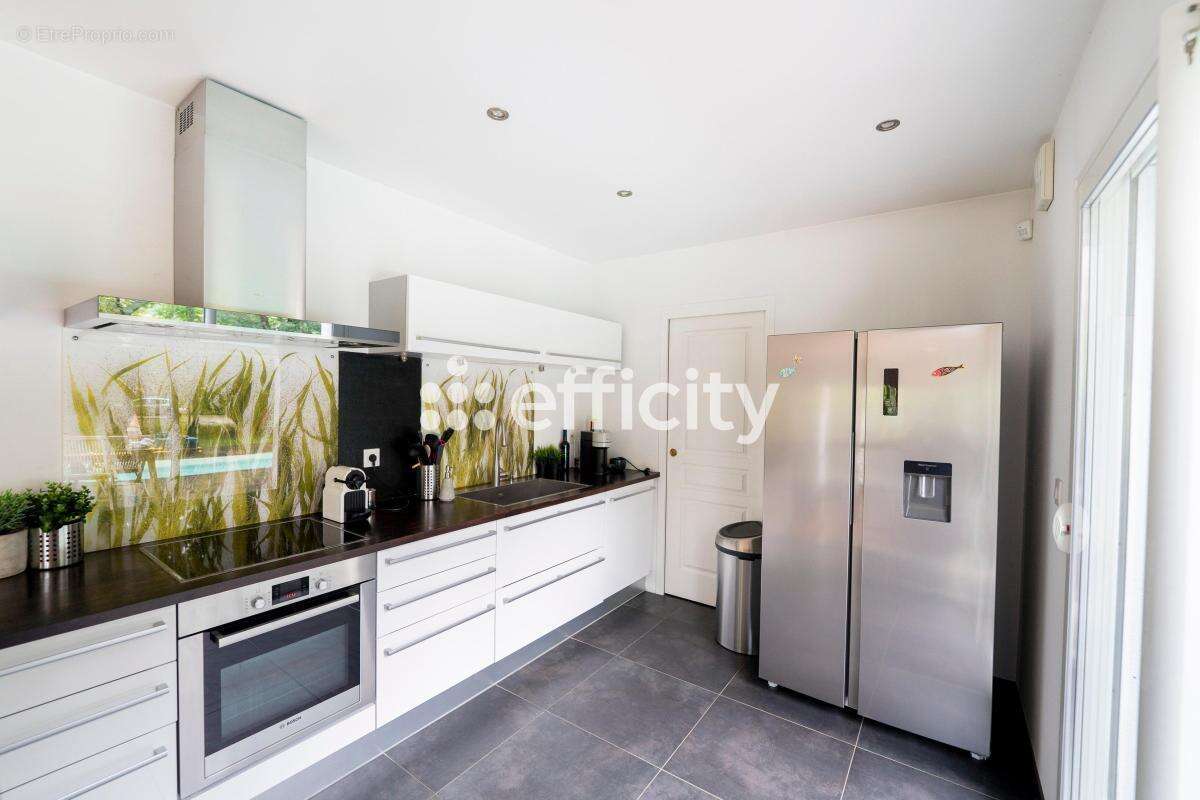 Maison 155 m² à Le Pian-Medoc  - photo 15