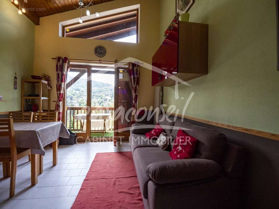 Appartement à SAINT-GERVAIS-LES-BAINS