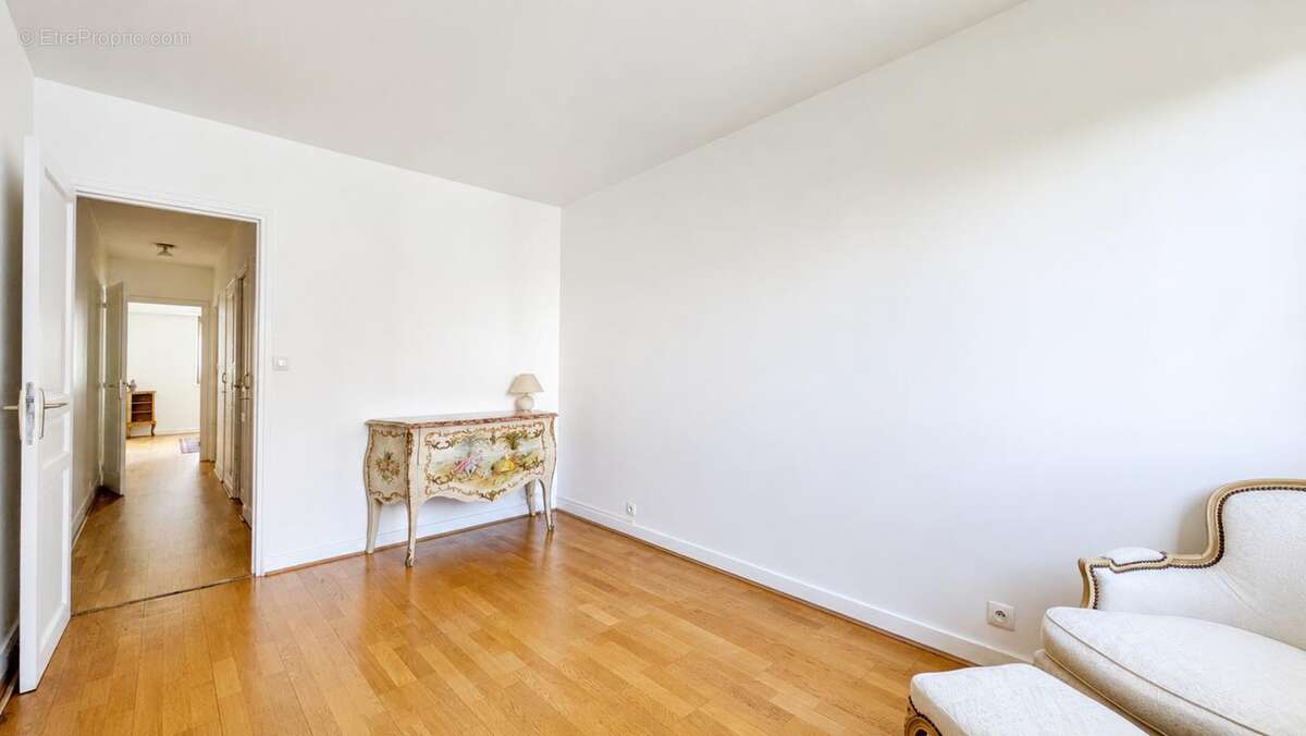 Appartement à PARIS-12E