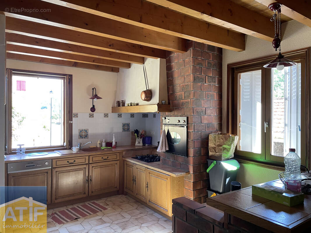 Maison à LES SALLES