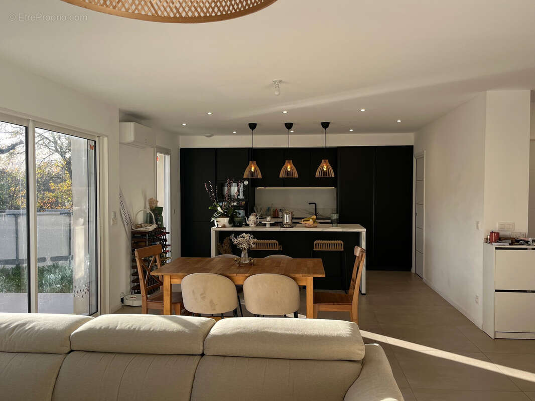 Maison à SAINT-VALLIER-DE-THIEY