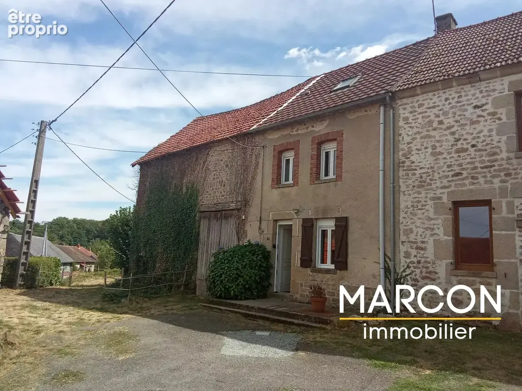 Maison à BUSSIERE-DUNOISE