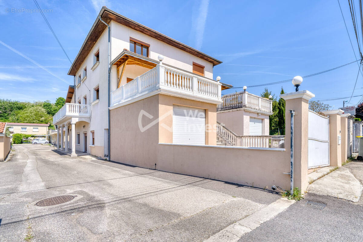 Appartement à CHAVANOZ
