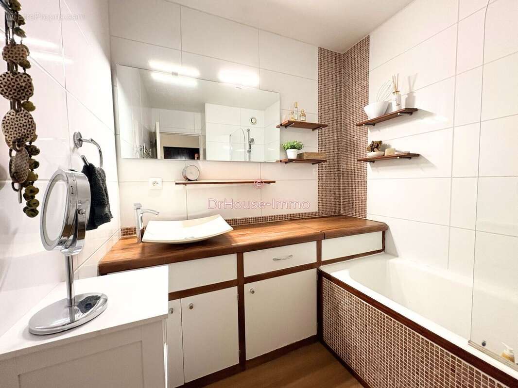 Appartement 67 m² à Reze  - photo 26