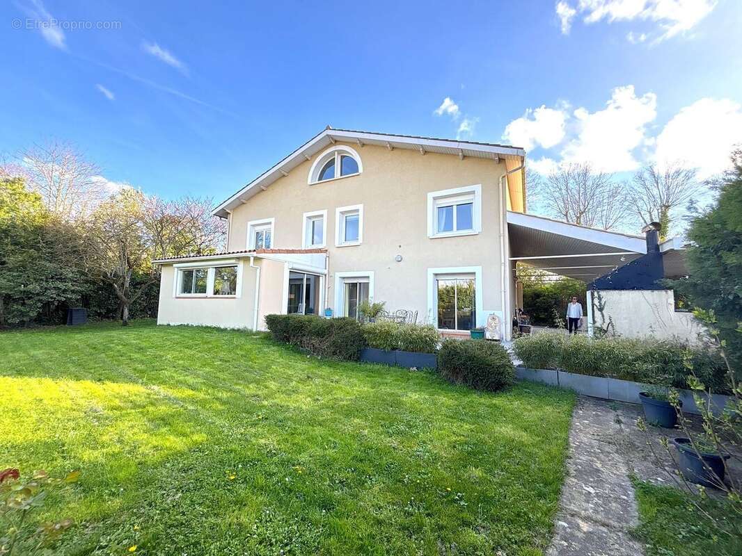 Maison à L'ISLE-JOURDAIN