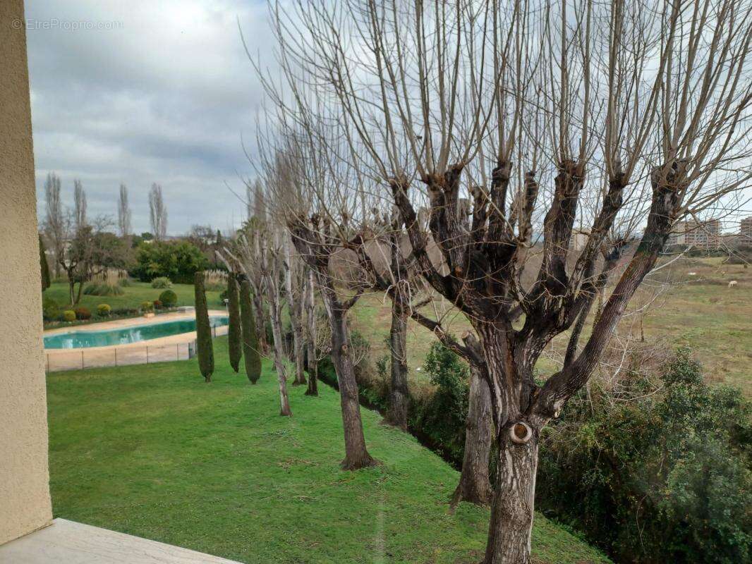 Appartement à MANDELIEU-LA-NAPOULE