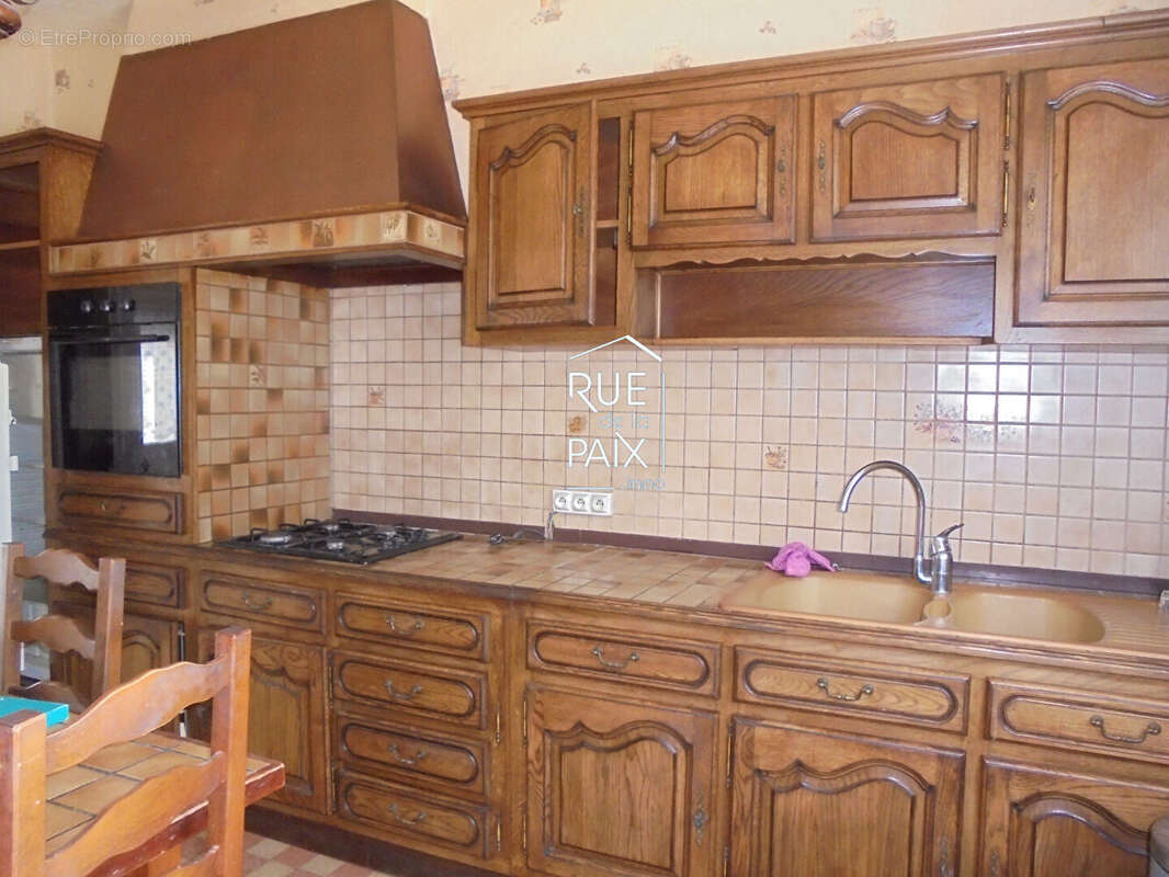 Maison à CHATELLERAULT