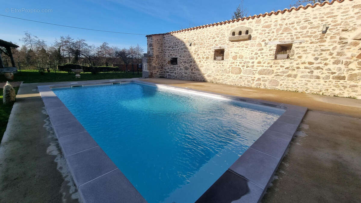 20251218_144852 - Maison à PIEGUT-PLUVIERS