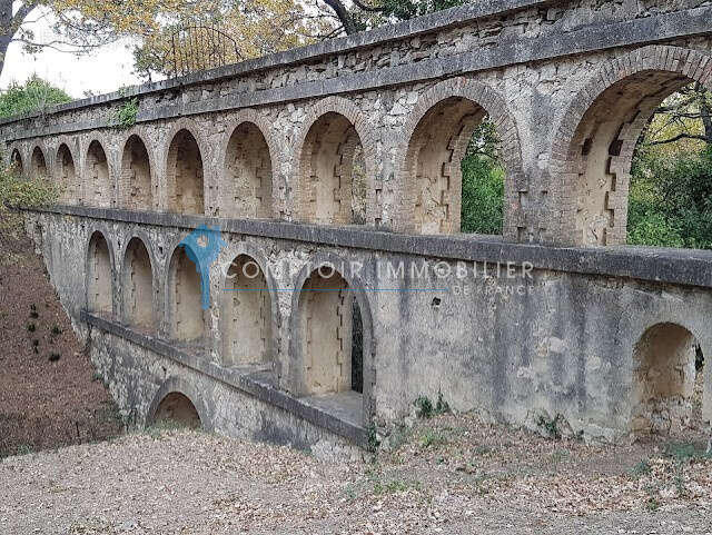 Maison à LAUDUN-L'ARDOISE