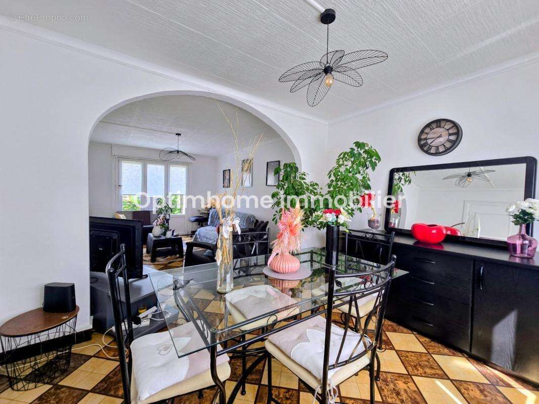 Exclusivité - Idéal investisseur - Maison GMF avec garage & jardin clos - Caudry 59540 - photo 4