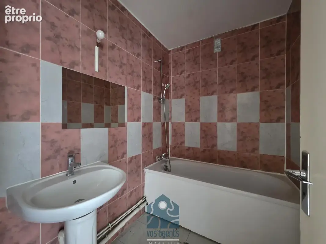 Appartement 4 pièces avec stationnement - photo 8