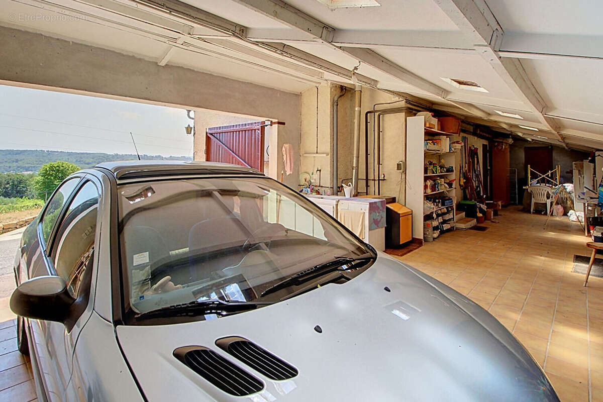 À vendre en exclusivité - lorgues - maison à fort potentiel de 83m²  avec une vue dominante et très grand garage 65m² - photo 14