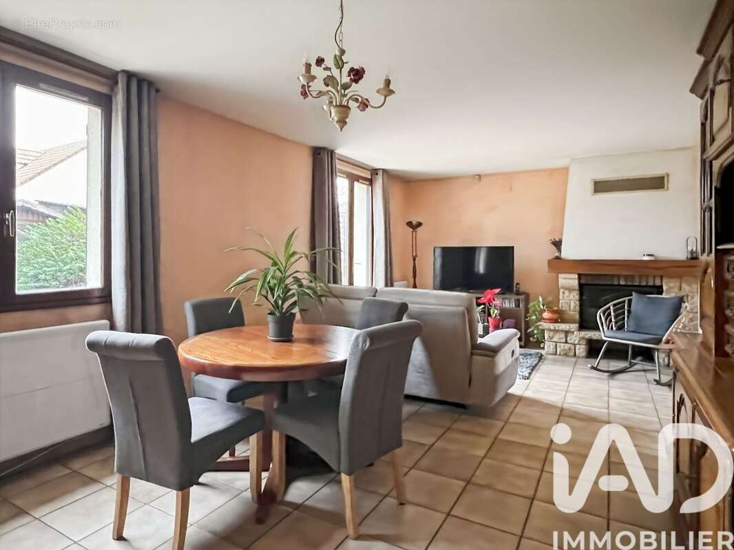Photo 5 - Maison à PONTAULT-COMBAULT