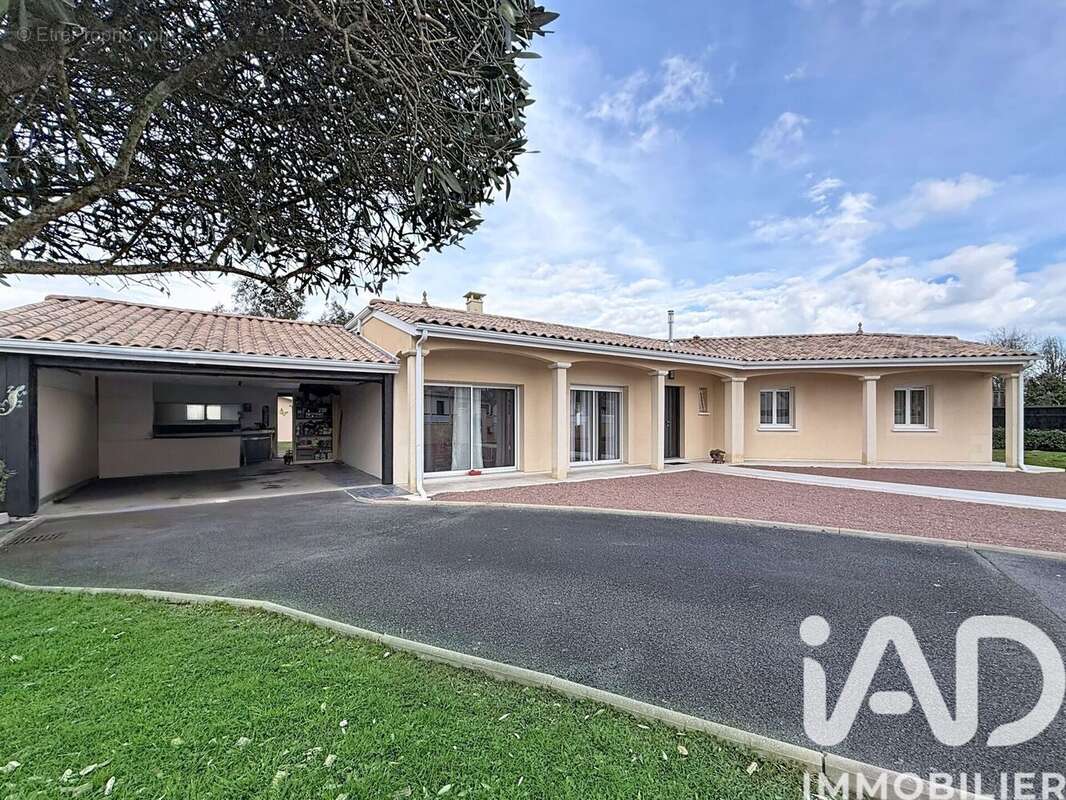 Photo 3 - Maison à AVENSAN