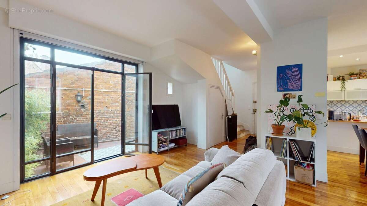 Maison à PARIS-19E