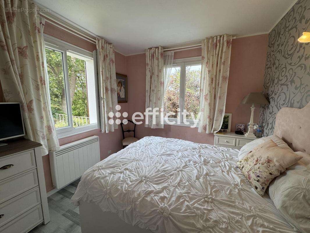 Maison à ARROMANCHES-LES-BAINS