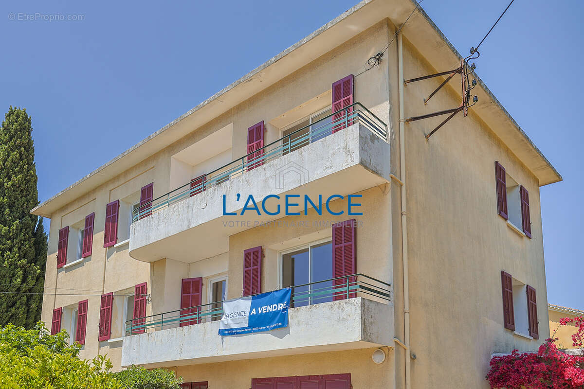 Appartement à HYERES