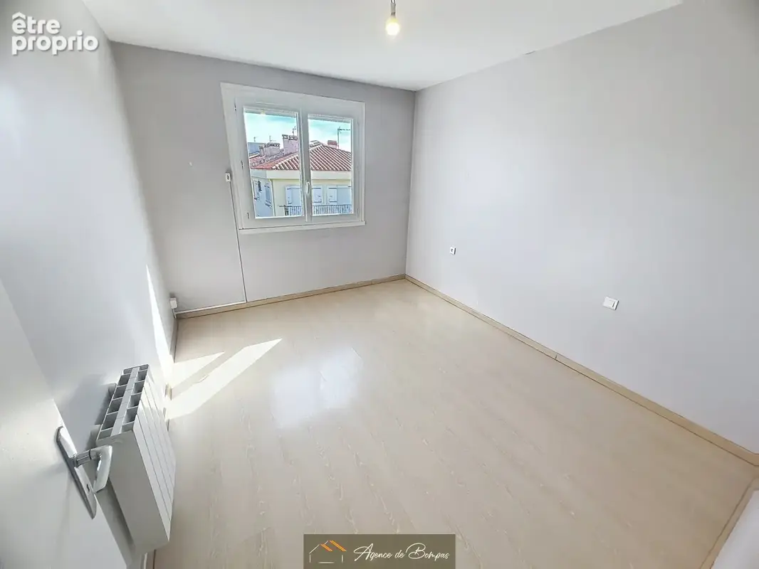 Appartement de type 2 - cave et balcon - photo 4