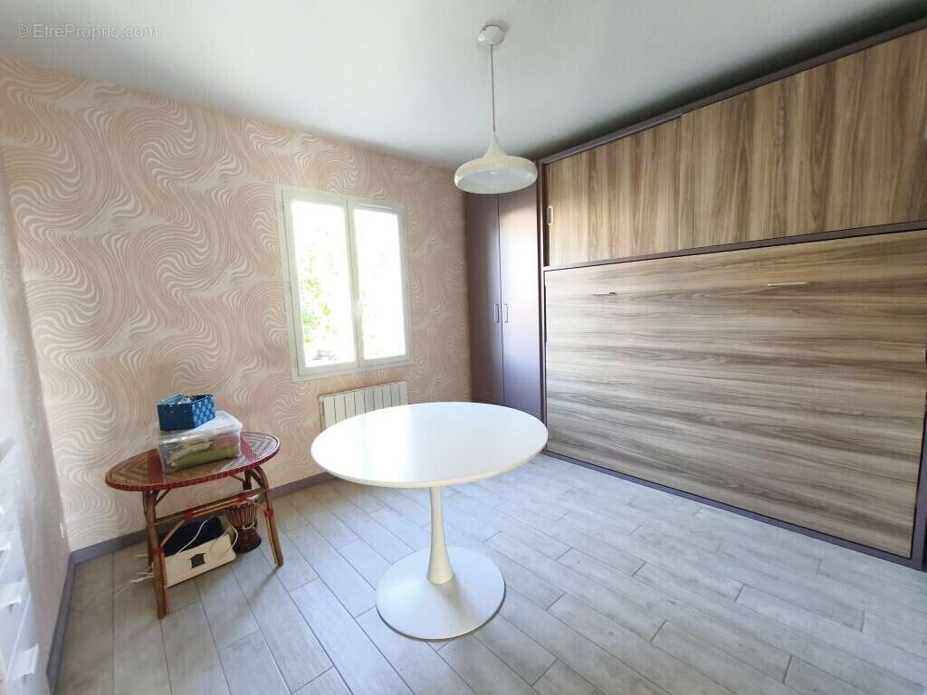 Maison à JARNAC-CHAMPAGNE