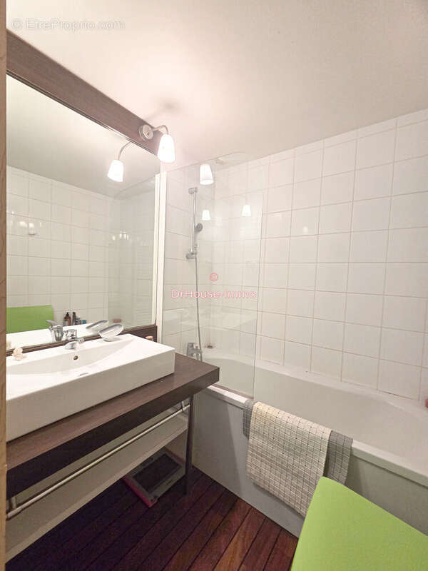 Appartement à CHAVEIGNES