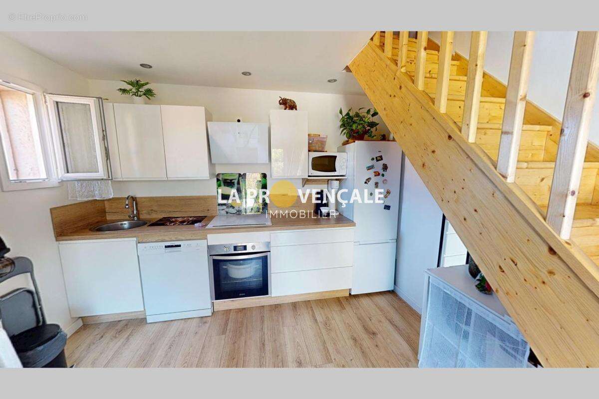 Appartement à MEYREUIL