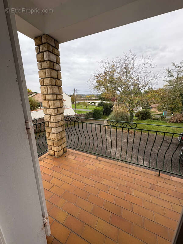 Maison à SAINT-VITE