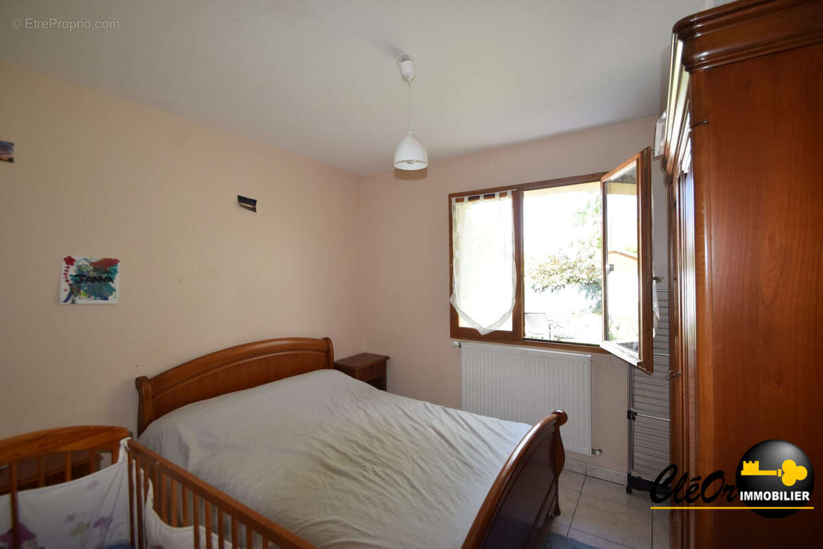 Maison à FARGES-LES-CHALON