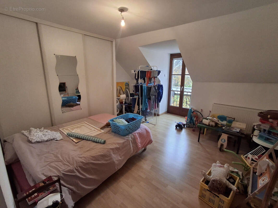 Appartement à ETREPIGNEY