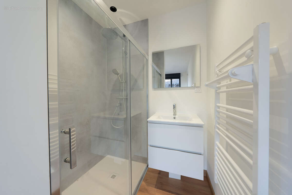 Appartement à EVIAN-LES-BAINS