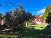 Photo 1 - Terrain à LAGNES