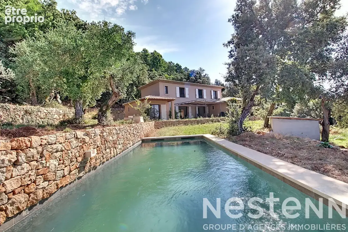 A VENDRE à CLAVIERS - Villa contemporaine 4 chambres avec piscine et vue dégagée - photo 24