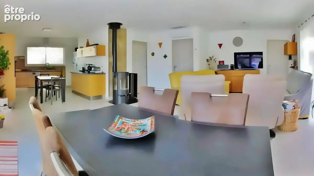 Photo Maison à La Rouviere au prix de 494 000€