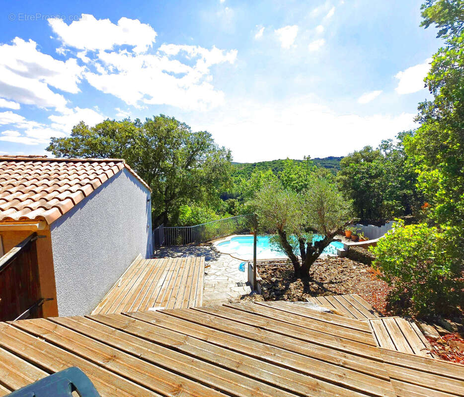 A vendre villa 3 chambres piscine garage - photo 2