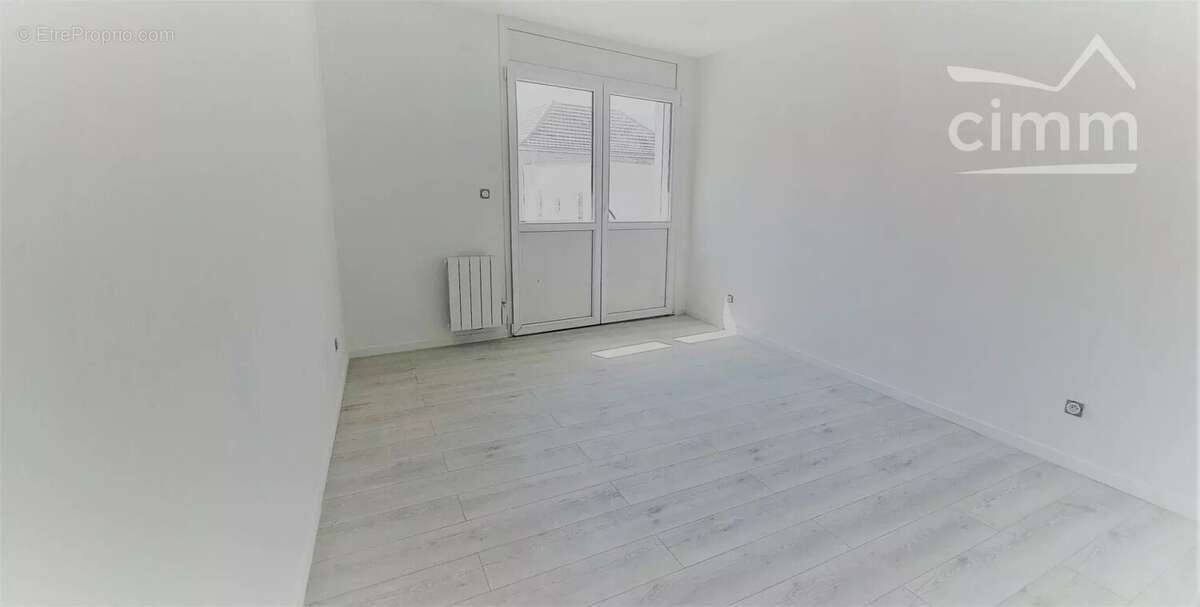 Appartement à LA TOUR-DU-PIN