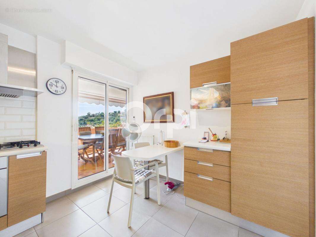 Appartement à MANDELIEU-LA-NAPOULE