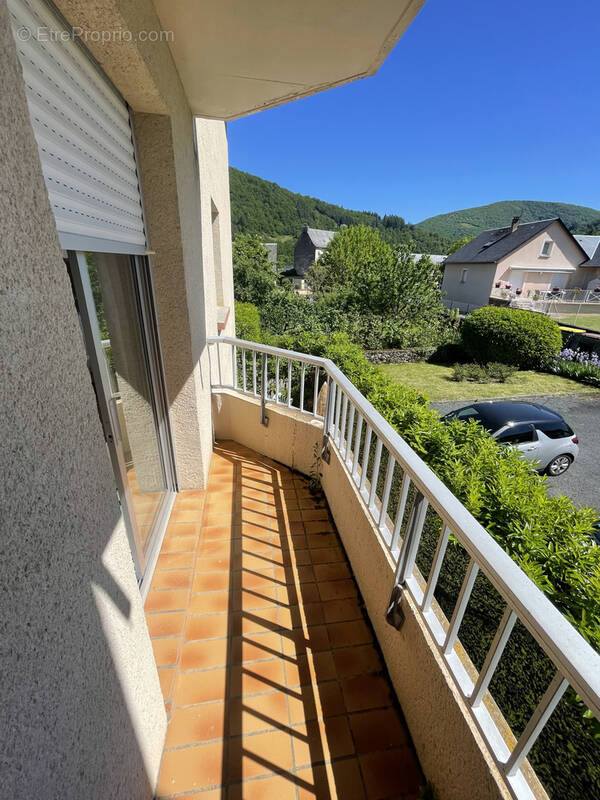 Appartement à SAINT-GENIEZ-D'OLT