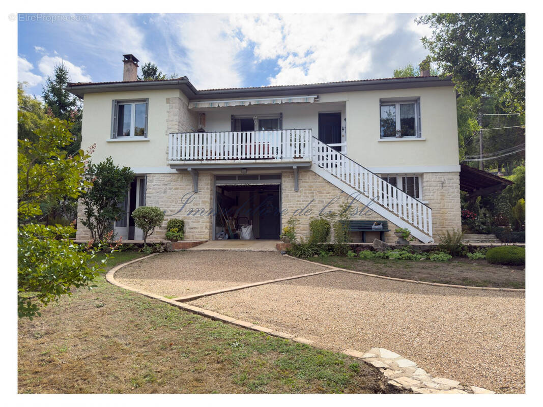 Maison à COULOUNIEIX-CHAMIERS