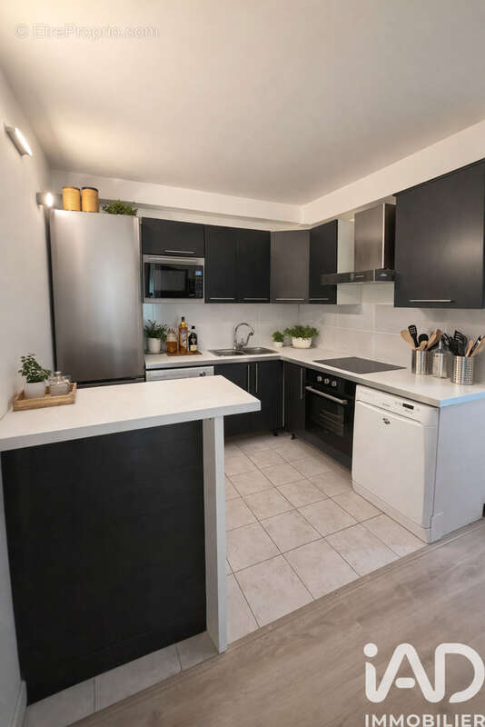 Photo 2 - Appartement à MARSEILLE-11E