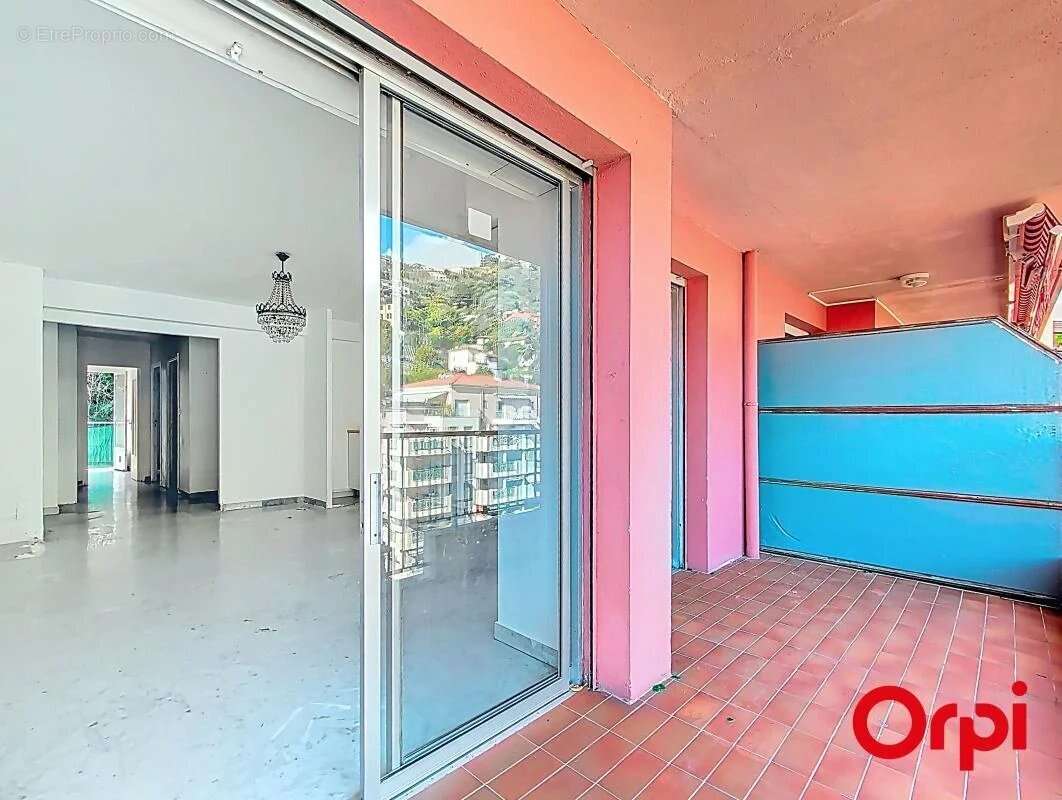 Appartement à MENTON