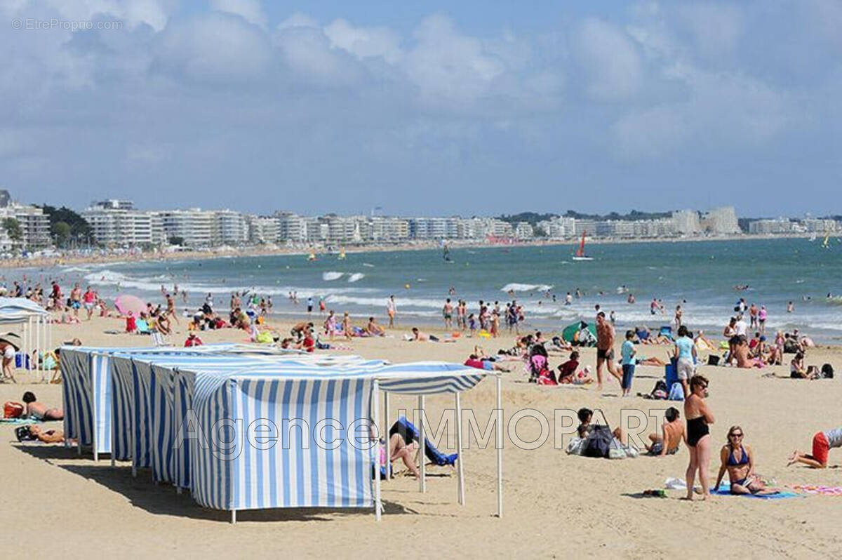 Commerce à LA BAULE-ESCOUBLAC