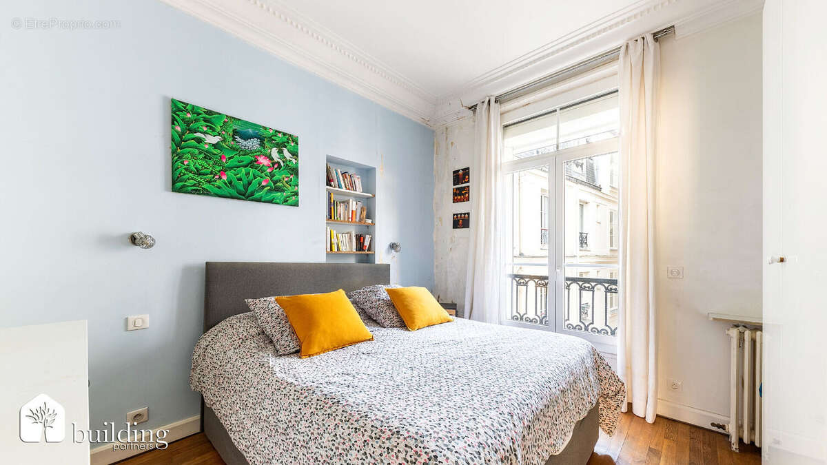 Appartement à PARIS-17E