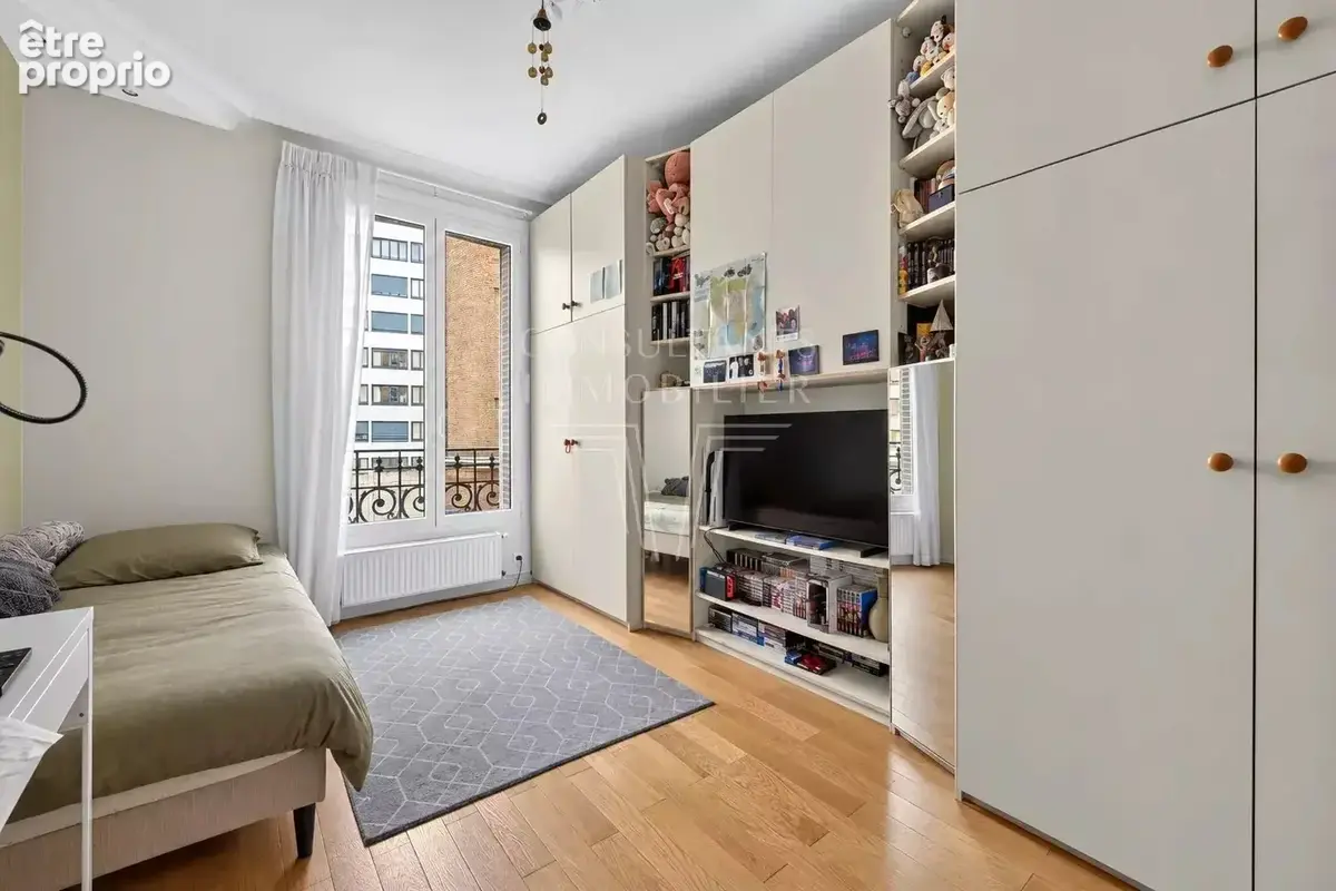 Appartement familial plein sud bel ancien - photo 7